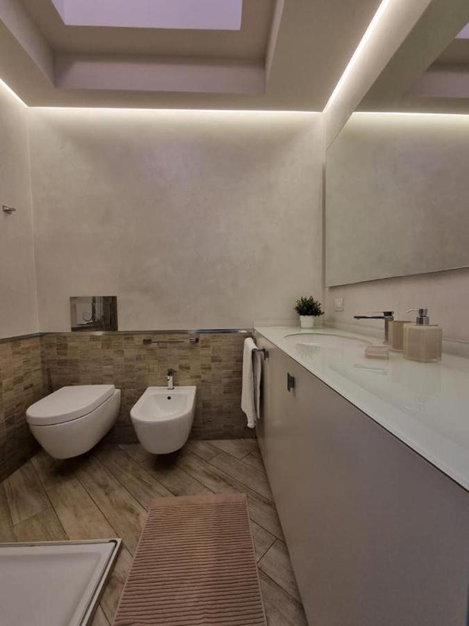 Bmp Apartment Orchidea Piscina, Giardino E Spiaggia Con Molo سيرمِيوني المظهر الخارجي الصورة
